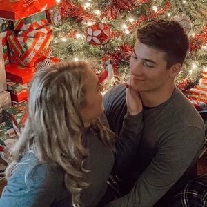 Meet your Posher, Logan